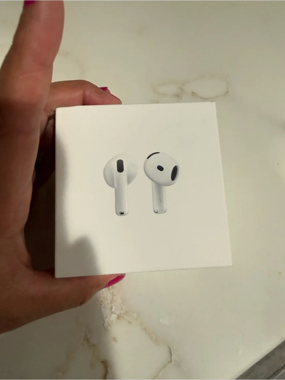 Apple AirPods 4 — White